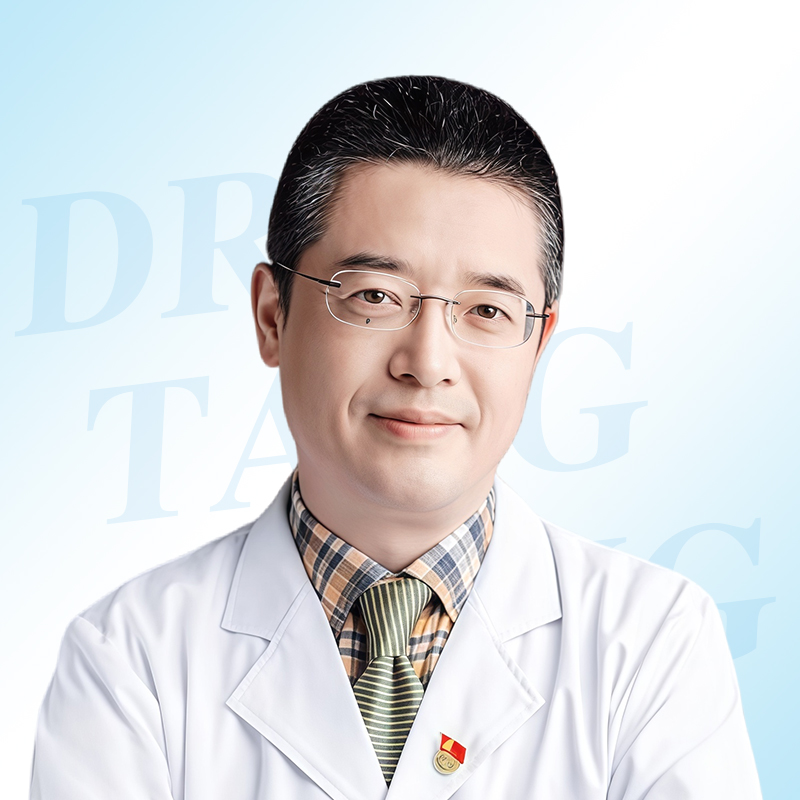 唐亮照片
